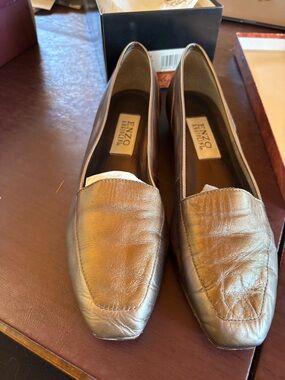 Enzo Angiolini preowned Liberty Softique bronze flats original box size 9